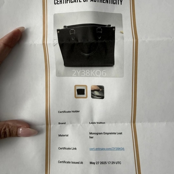 Louis Vuitton Empreinte Leather On The Go PM - Picture 8 of 8